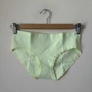 PINK Seamless Hiphugger Panty NWT